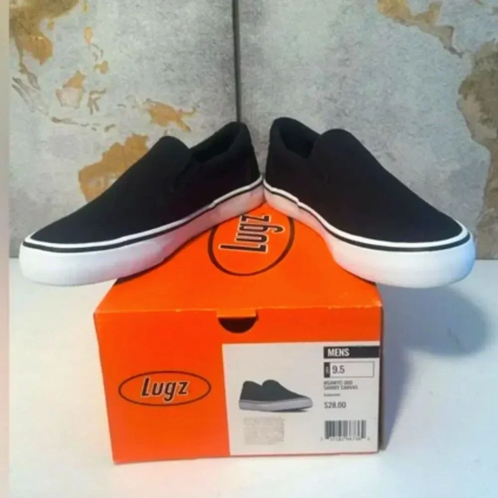 Size: 9 Canvas Lugz Slip-on Shoes Blk & White. Sammy Canvas . Chaps . New in Box